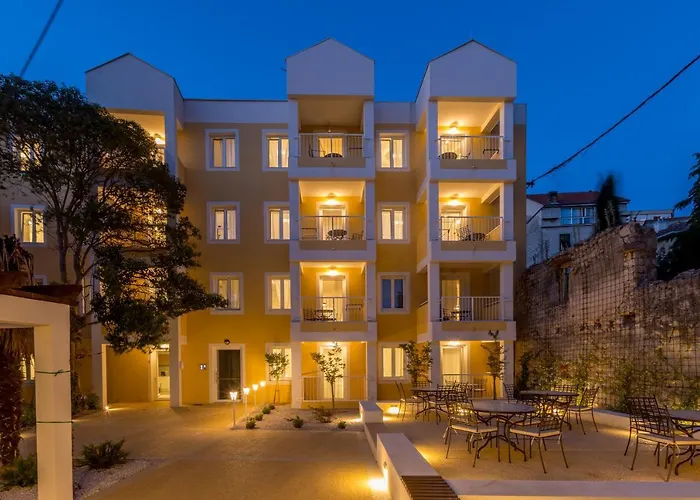 Porto Sereno Apartments